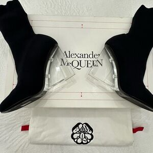Alexander McQueen SHARD ANKLE BOOTIES - Size 38